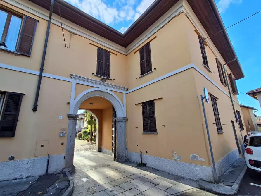 Immagine 2 di Ufficio in vendita  in Via Francesco Campana a Somma Lombardo