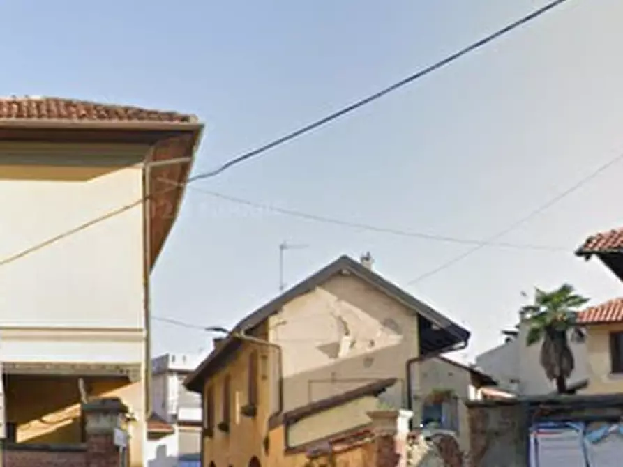 Immagine 4 di Ufficio in vendita  in Via Francesco Campana a Somma Lombardo