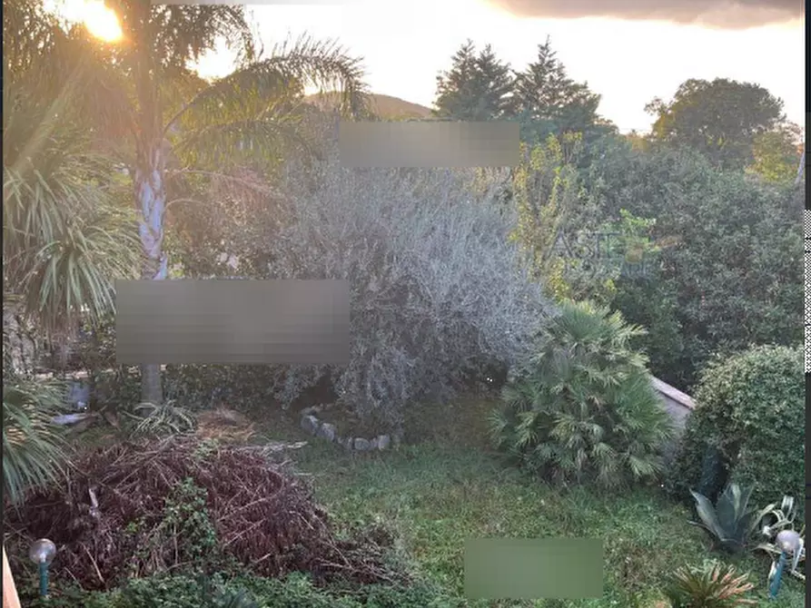 Immagine 5 di Villa in vendita  in Via Stazione a San Felice A Cancello