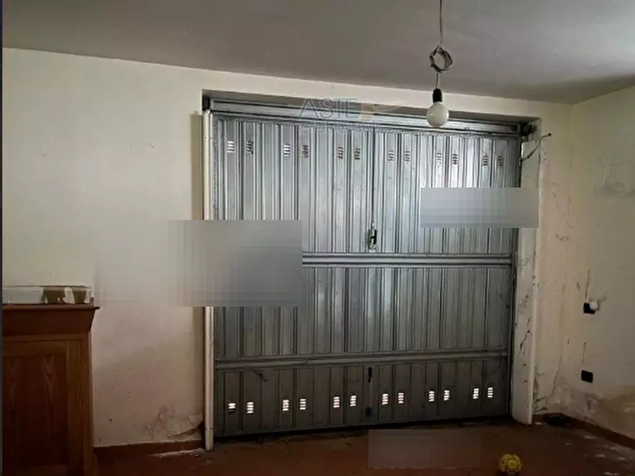 Immagine 9 di Villa in vendita  in Via Stazione a San Felice A Cancello