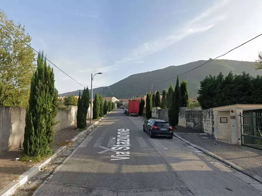 Immagine 22 di Villa in vendita  in Via Stazione a San Felice A Cancello