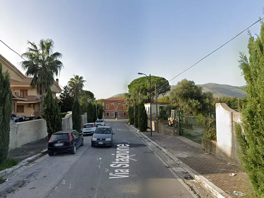Immagine 23 di Villa in vendita  in Via Stazione a San Felice A Cancello