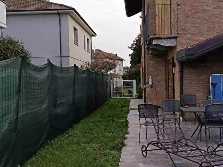 Immagine 3 di Villa in vendita  in Via Don Enrico Locatelli a Vergiate