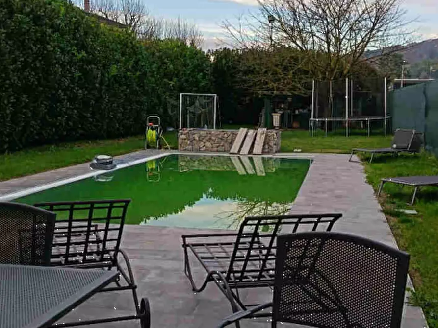 Immagine 4 di Villa in vendita  in Via Don Enrico Locatelli a Vergiate