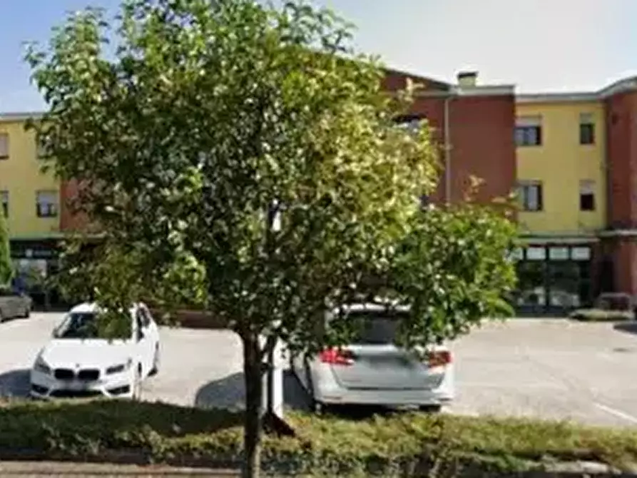 Immagine 2 di Appartamento in vendita  in Strada Statale Pasubio a Costabissara
