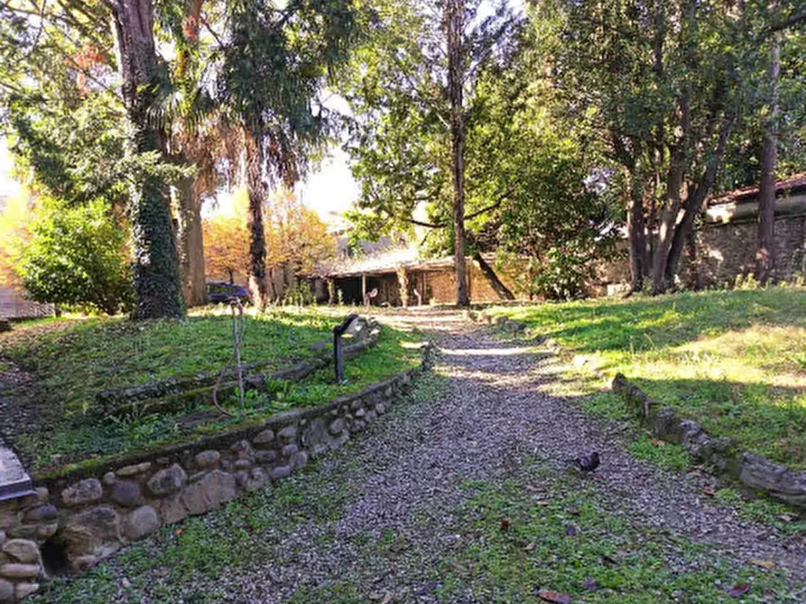 Immagine 4 di Appartamento in vendita  in Via Briante a Somma Lombardo