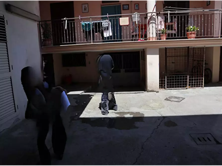 Immagine 6 di Appartamento in vendita  in Via ovidio a Villa Di Briano