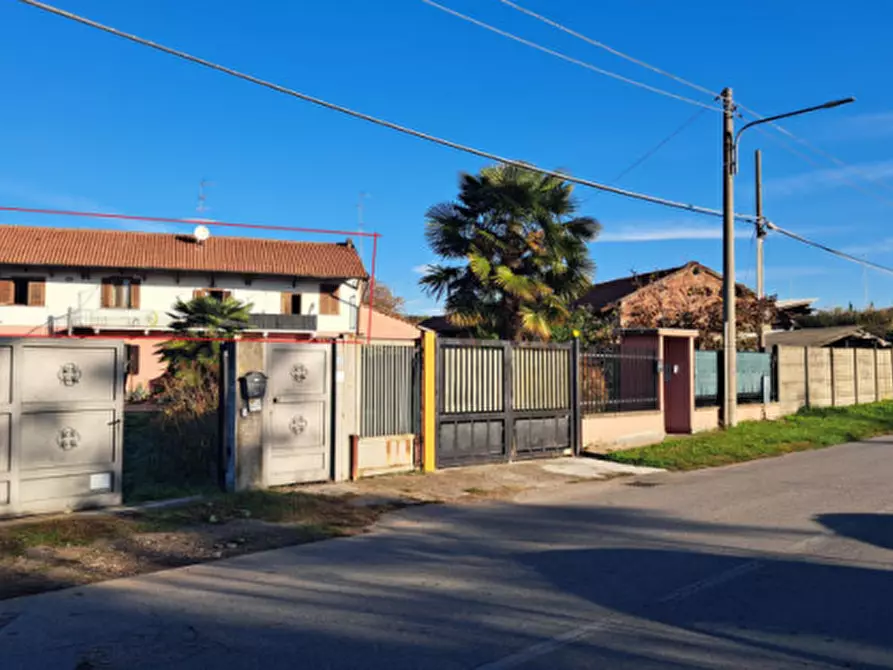 Immagine 1 di Appartamento in vendita  in Via Canale a Busto Arsizio