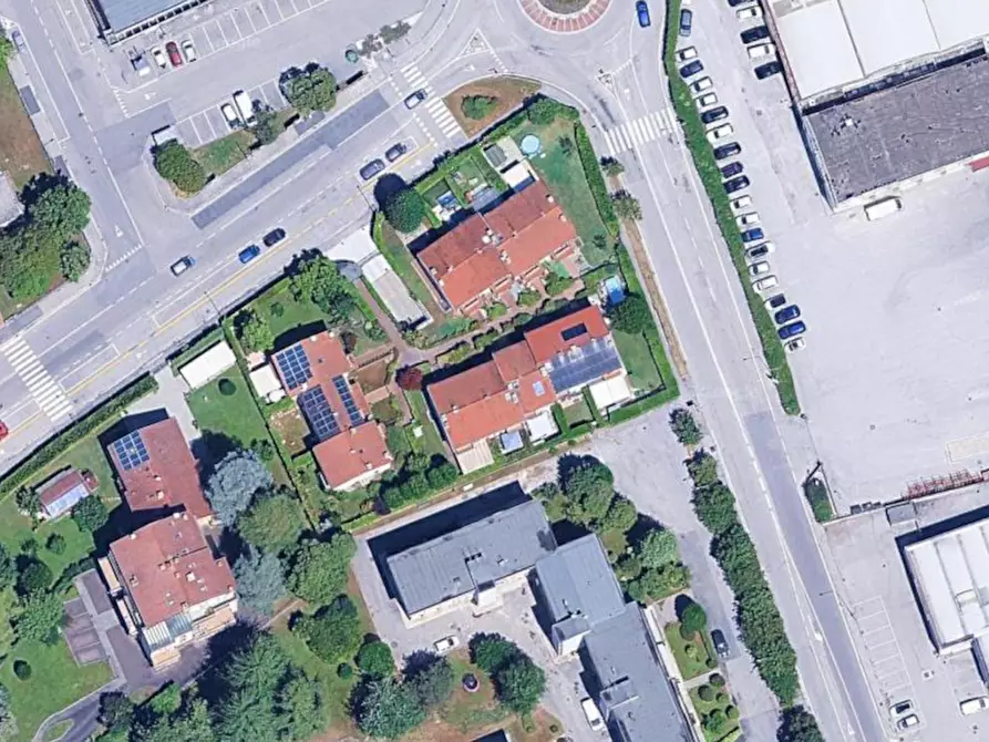 Immagine 8 di Villetta a schiera in vendita  in Via Enrico De Nicola a Vicenza