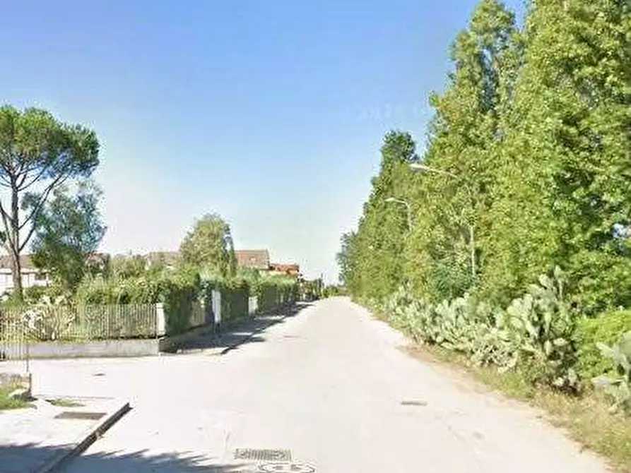 Immagine 12 di Villa in vendita  in Via Villarelle a Capua