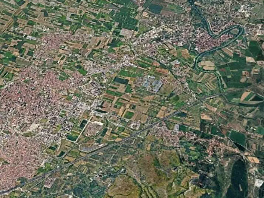 Immagine 15 di Villa in vendita  in Via Villarelle a Capua