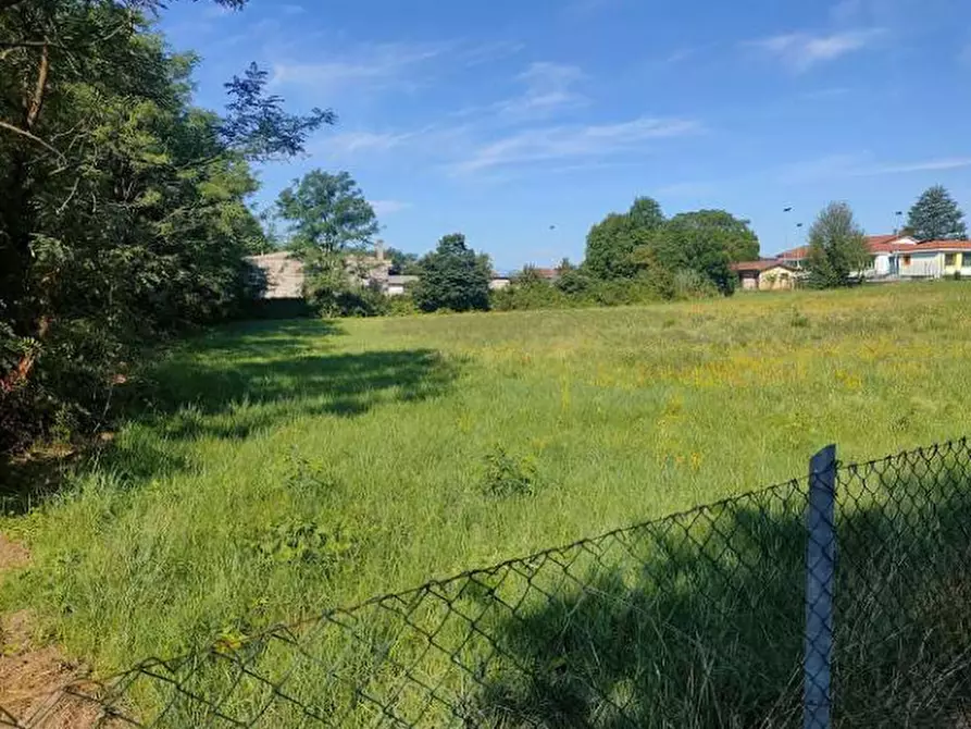 Immagine 3 di Terreno edificabile in vendita  in Via patrioti  a Inarzo