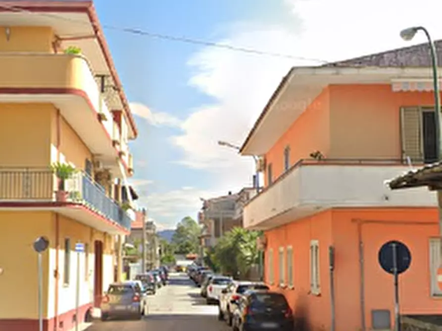 Immagine 11 di Porzione di casa in vendita  in Via Leonardo Da Vinci  a Capodrise