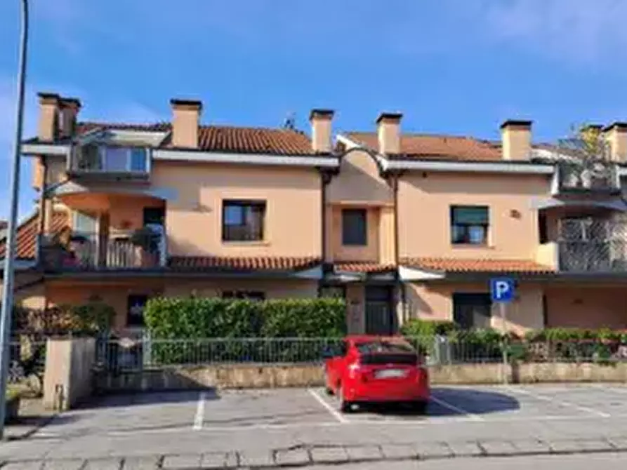 Immagine 1 di Appartamento in vendita  in Via Bortolo Eugenio Fina a Vicenza