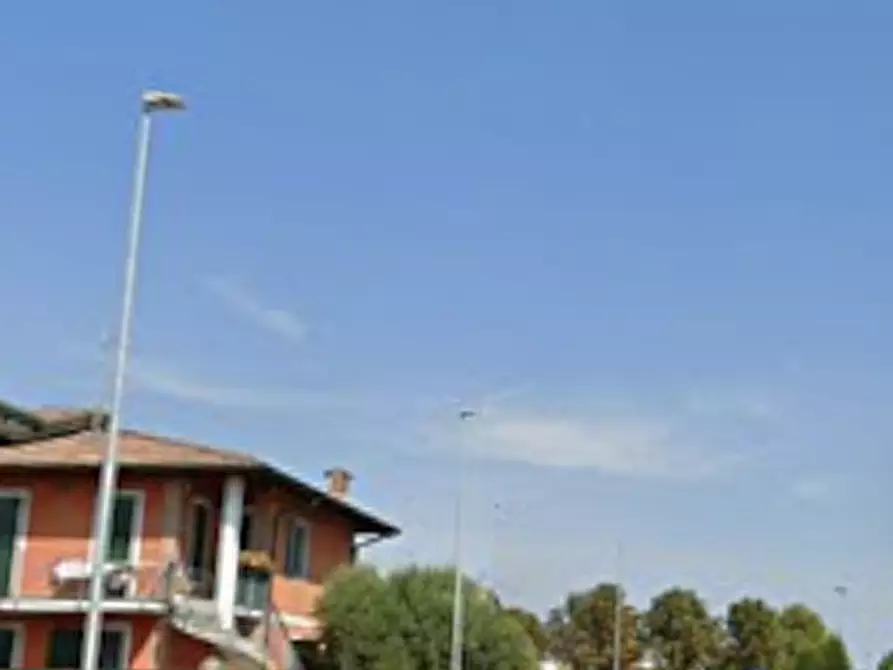 Immagine 5 di Appartamento in vendita  in Via Tevere a Castellanza