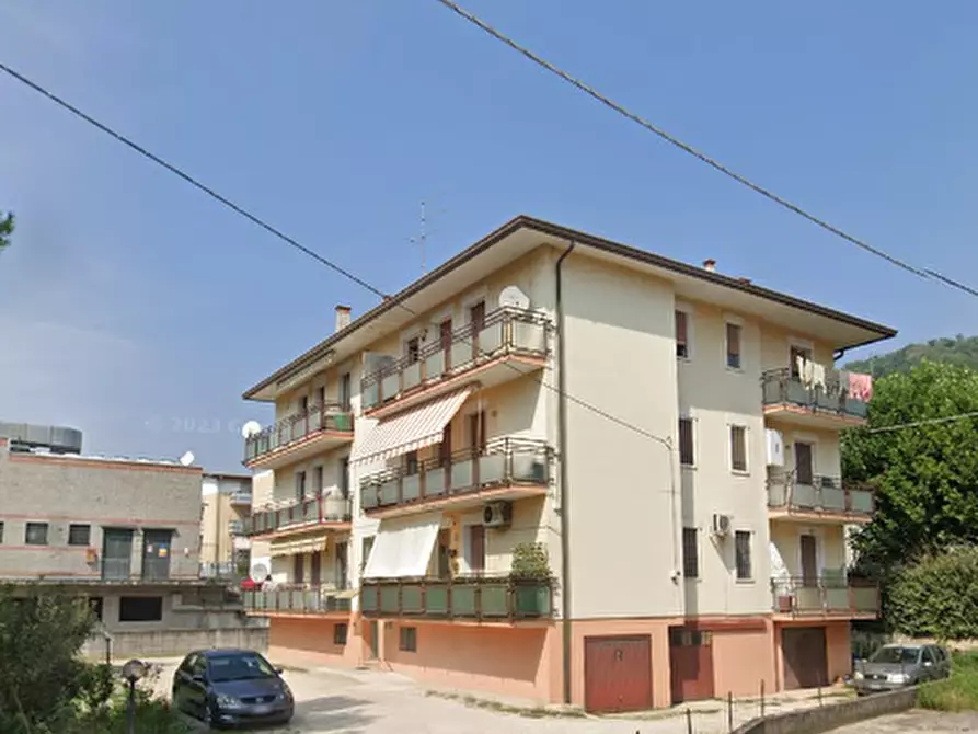 Immagine 5 di Appartamento in vendita  in Via Stadio  a Chiampo