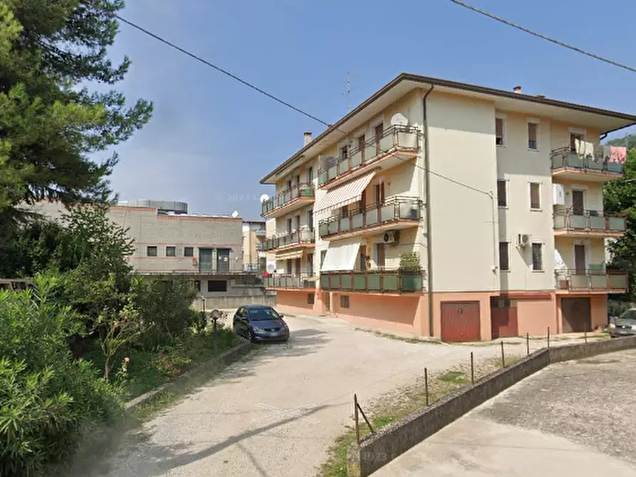 Immagine 14 di Appartamento in vendita  in Via Stadio  a Chiampo