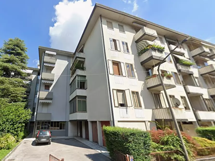 Immagine 10 di Appartamento in vendita  in Via A. Teso a Vicenza