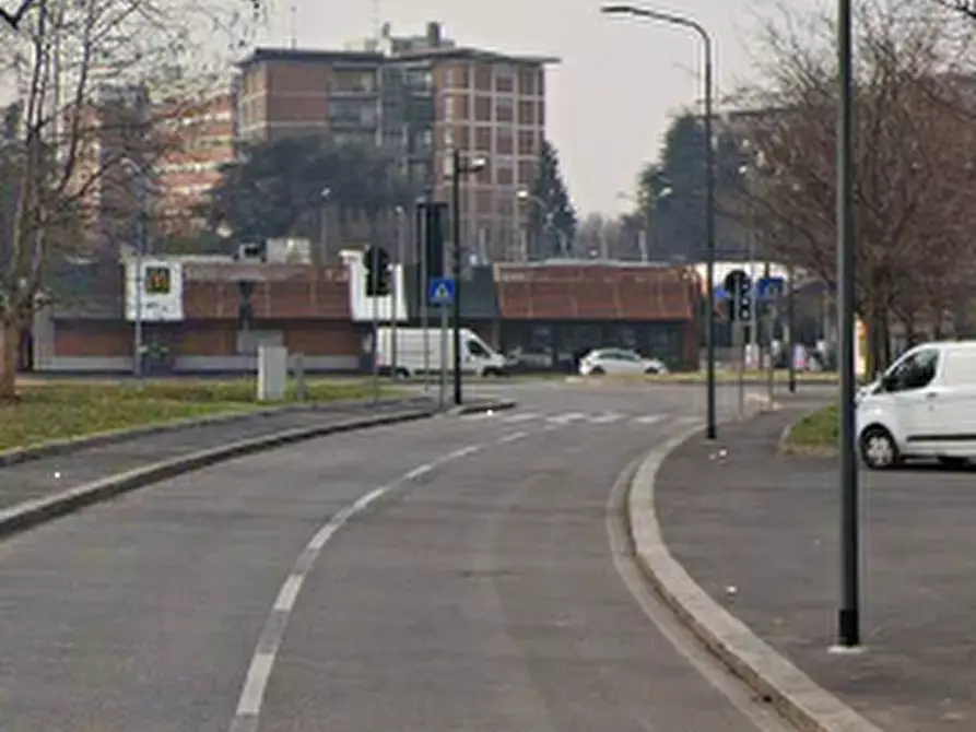 Immagine 17 di Appartamento in vendita  in Via Achille Papa a Milano