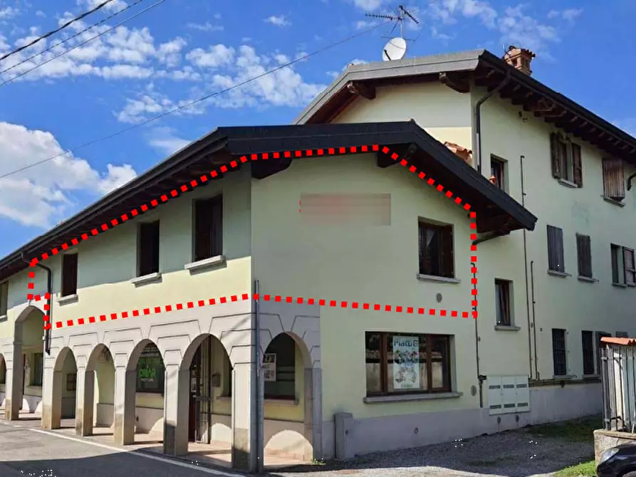 Immagine 3 di Appartamento in vendita  in Via Roma a Pognano