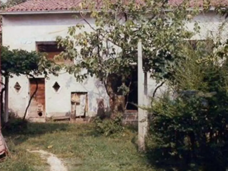 Immagine 2 di Casa indipendente in vendita  in Via Vegri a Costermano sul Garda