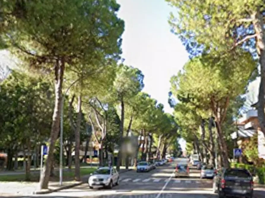 Immagine 3 di Laboratorio in vendita  in Piazzale Giovanni XXIII a Forli'