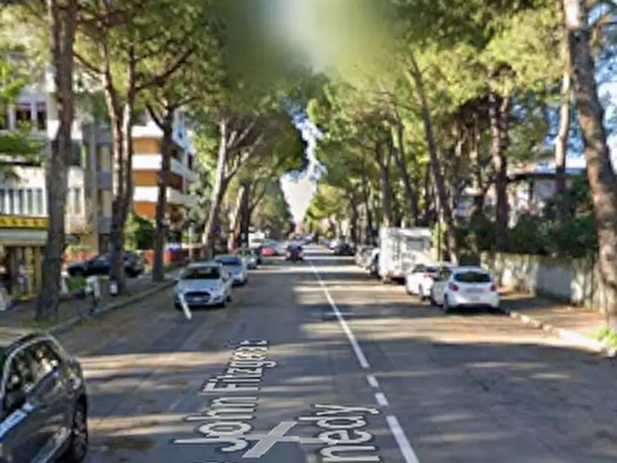 Immagine 4 di Laboratorio in vendita  in Piazzale Giovanni XXIII a Forli'