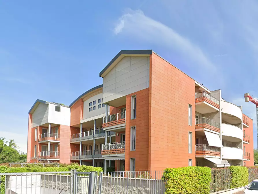 Immagine 6 di Appartamento in vendita  in Via Londra a Senago