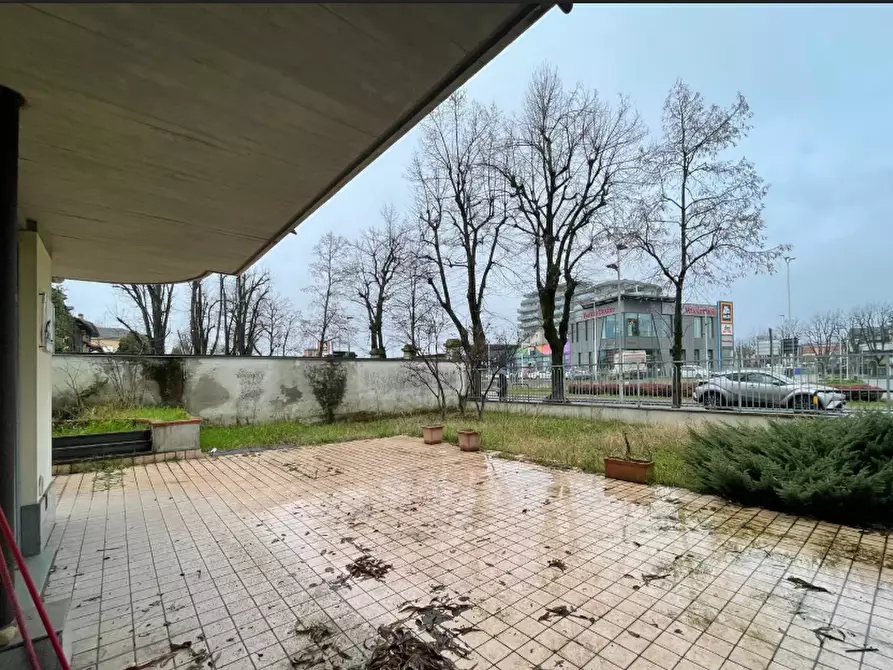 Immagine 6 di Appartamento in vendita  in Via Ernesto Baslini a Treviglio