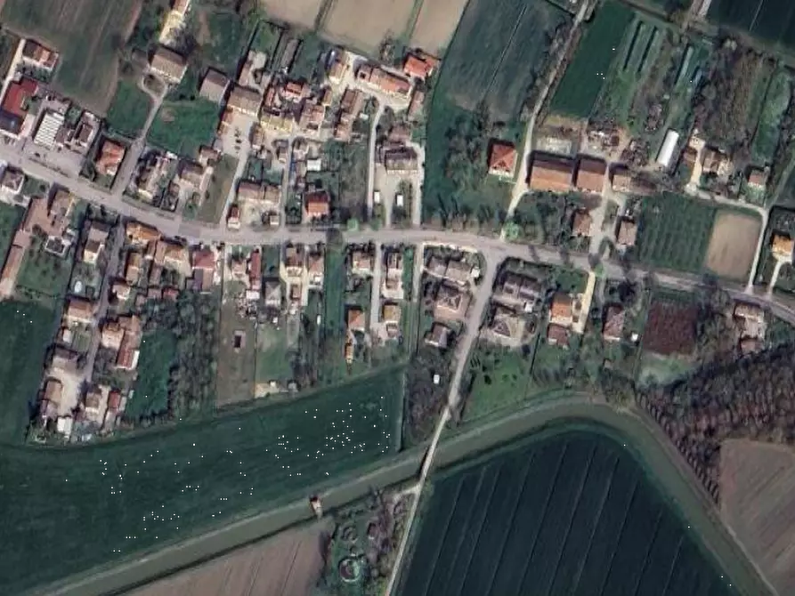 Immagine 15 di Casa indipendente in vendita  in Via delle Valli a Mirandola