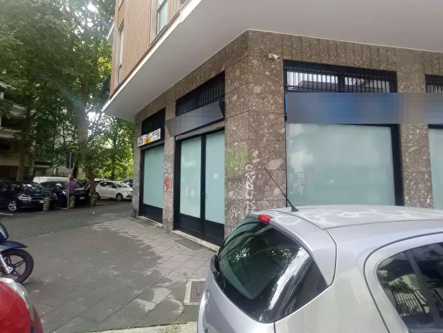 Immagine 2 di Ufficio in vendita  in Viale Fratelli Casiraghi a Sesto San Giovanni