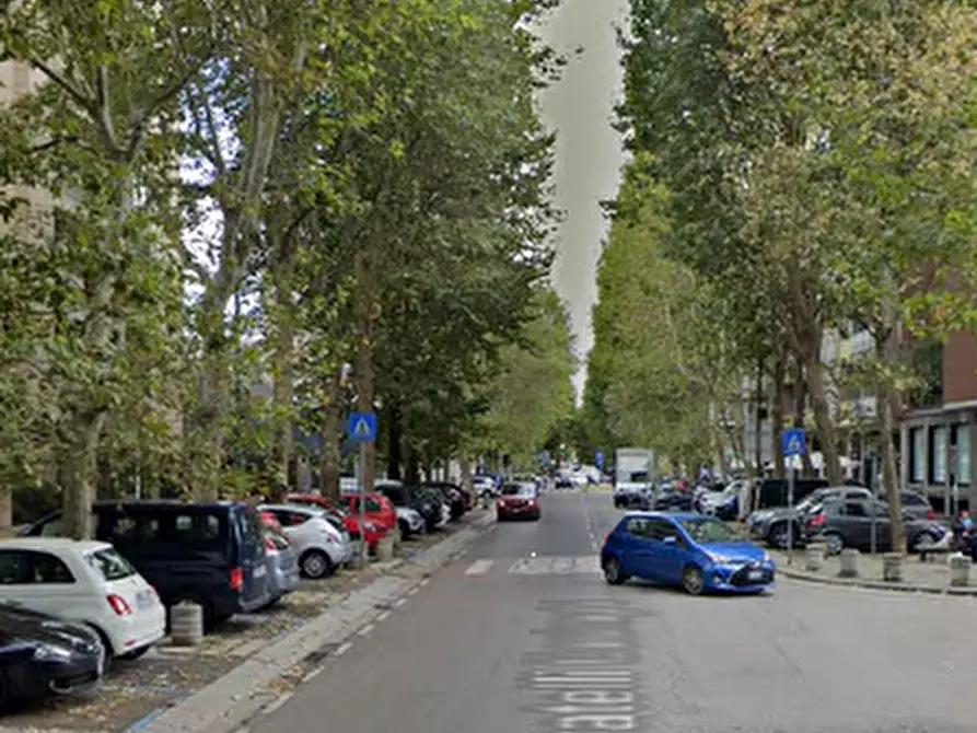 Immagine 4 di Ufficio in vendita  in Viale Fratelli Casiraghi a Sesto San Giovanni