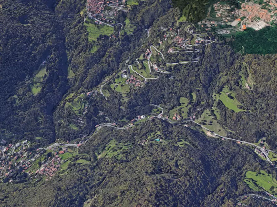 Immagine 7 di Appartamento in vendita  in Via Monti di Sera a Asso