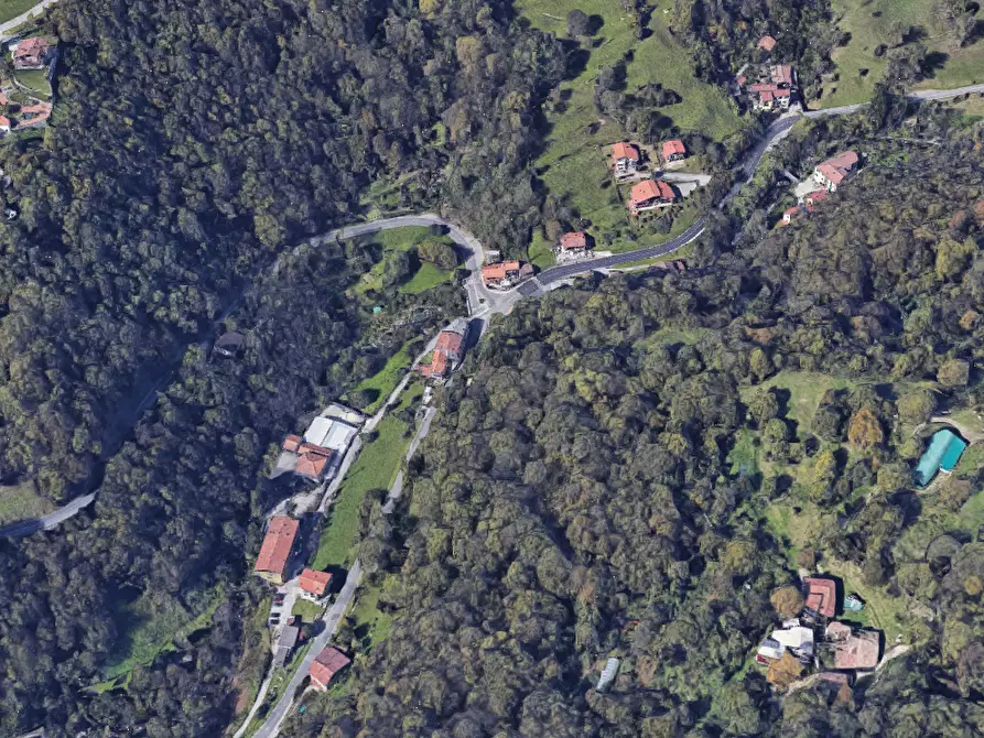 Immagine 4 di Magazzino in vendita  in Via Monti di Sera a Asso