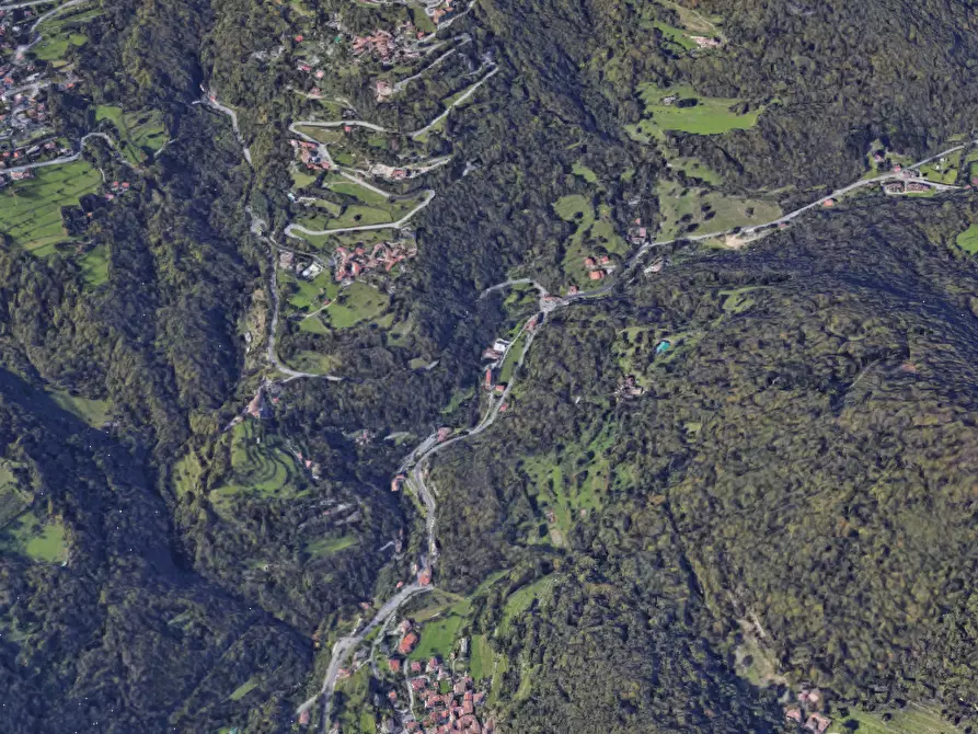 Immagine 8 di Magazzino in vendita  in Via Monti di Sera a Asso