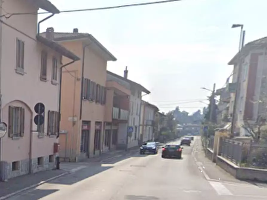 Immagine 5 di Appartamento in vendita  in Via IV Novembre a Mariano Comense