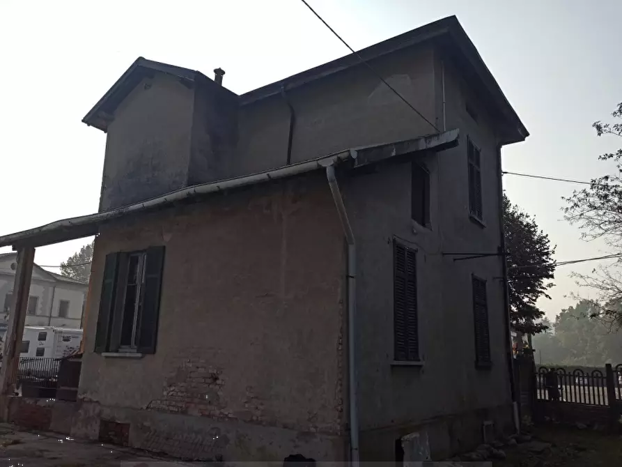 Immagine 3 di Casa indipendente in vendita  in Via Dogana a Fino Mornasco