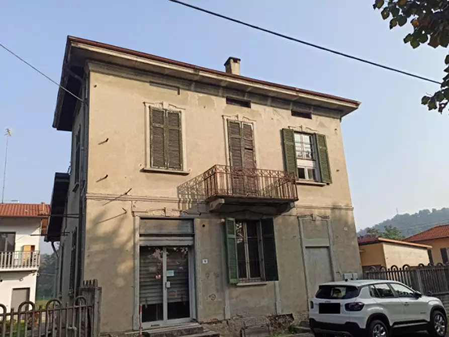 Immagine 6 di Casa indipendente in vendita  in Via Dogana a Fino Mornasco