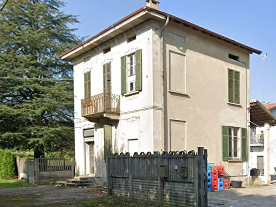 Immagine 11 di Casa indipendente in vendita  in Via Dogana a Fino Mornasco