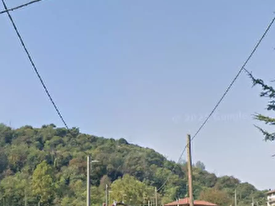 Immagine 17 di Casa indipendente in vendita  in Via Dogana a Fino Mornasco