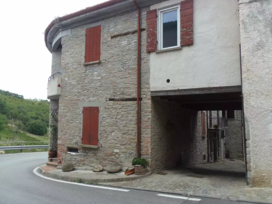 Immagine 2 di Porzione di casa in vendita  in Via Borgo di Linaro a Mercato Saraceno