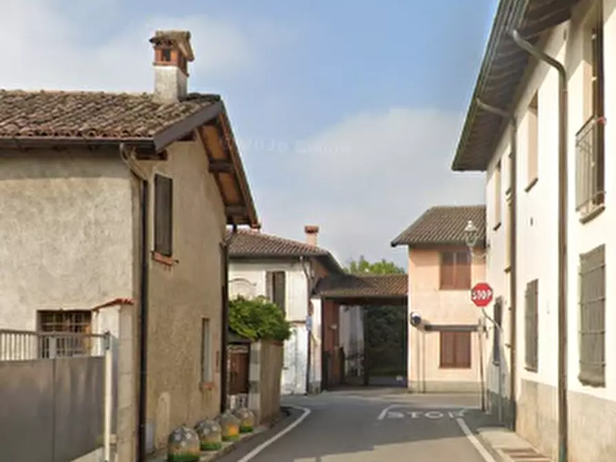 Immagine 4 di Garage in vendita  in Via Trento e Trieste a Villanterio