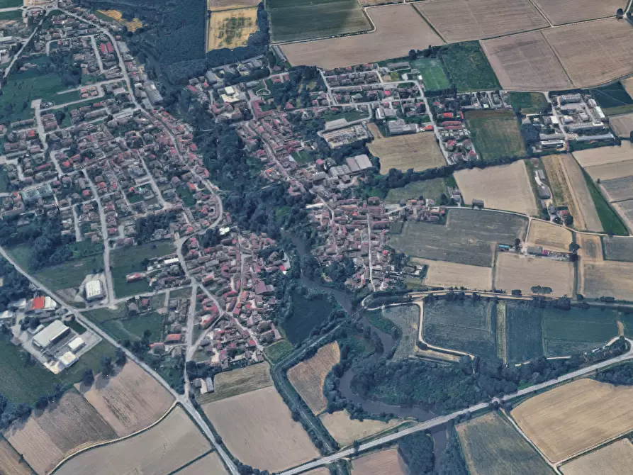 Immagine 7 di Garage in vendita  in Via Trento e Trieste a Villanterio