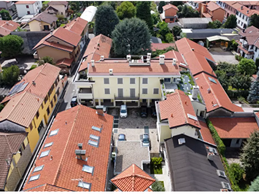 Immagine 2 di Ufficio in vendita  in Via Dante Alighieri a Arluno