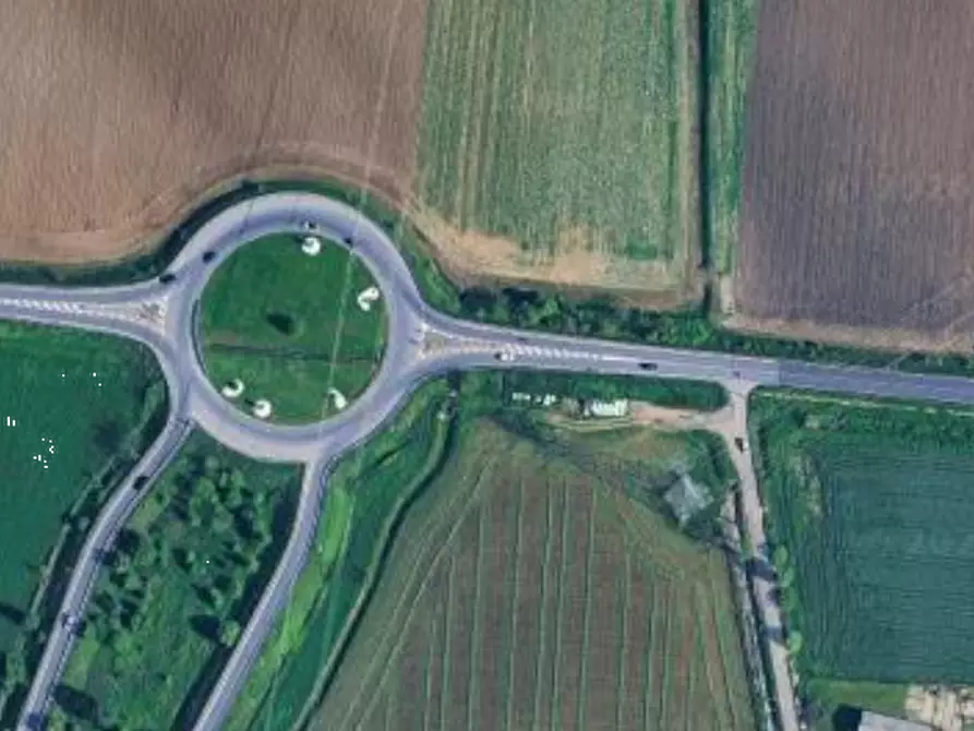 Immagine 9 di Garage in vendita  in Via Milano a Treviglio