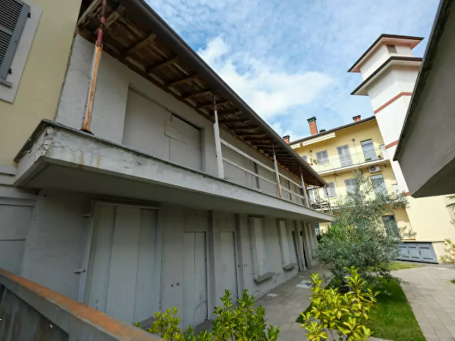 Immagine 6 di Rustico / casale in vendita  in Via Dante Alighieri a Arluno