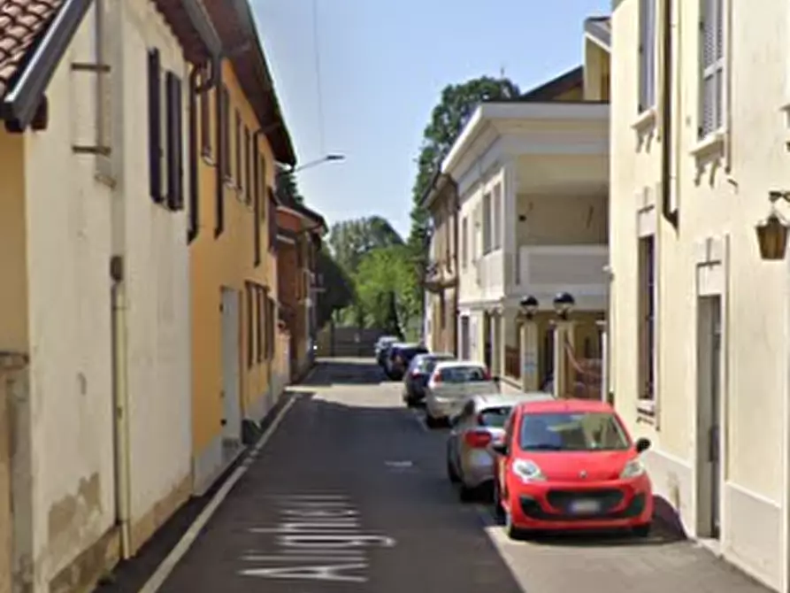 Immagine 8 di Rustico / casale in vendita  in Via Dante Alighieri a Arluno