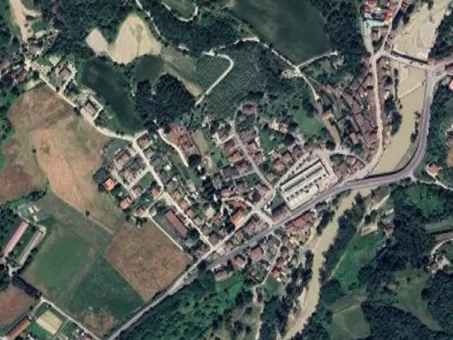 Immagine 11 di Negozio in vendita  in Via Caduti della Libertà a Civitella Di Romagna