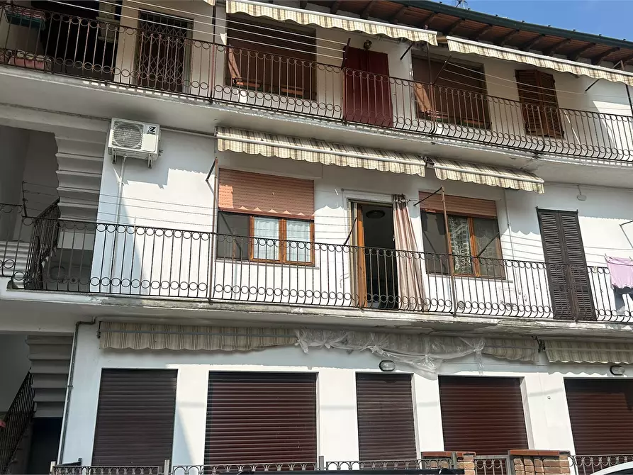 Immagine 2 di Appartamento in vendita  in Via M. Paleari  a Pogliano Milanese