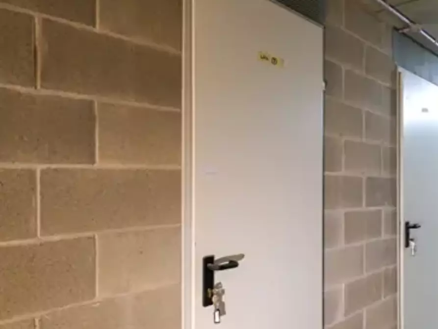 Immagine 15 di Appartamento in vendita  in Via Milano a Treviglio